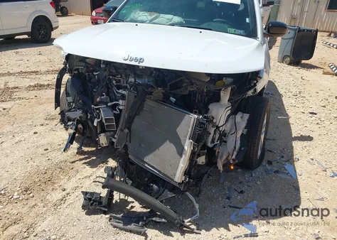 2024 Jeep Compass Latitude 4X4 from USA, damaged, VIN 3C4NJDBN4RT604198